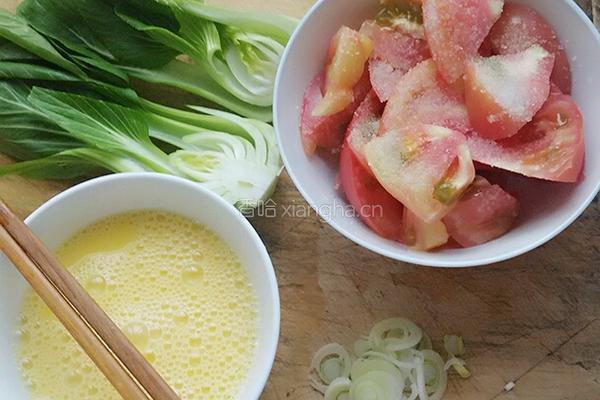 西红柿鸡蛋面的做法图解1