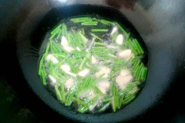 炖豆角土豆拉皮的做法图解5