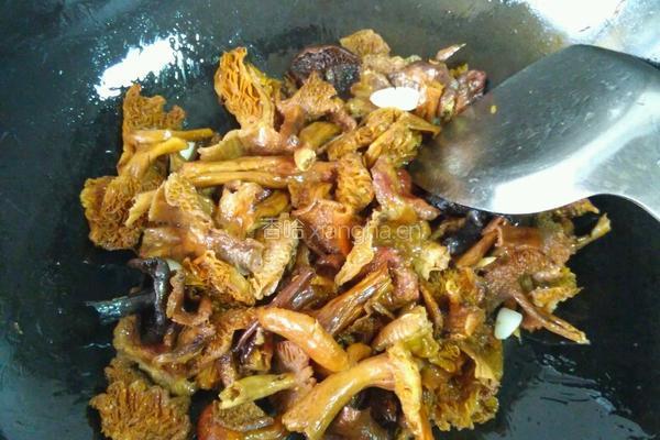 素炒野生菌的做法图解4