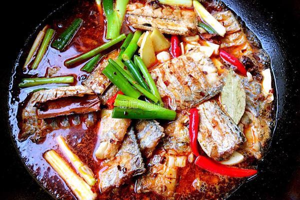 豆豉烧带鱼的做法图解7