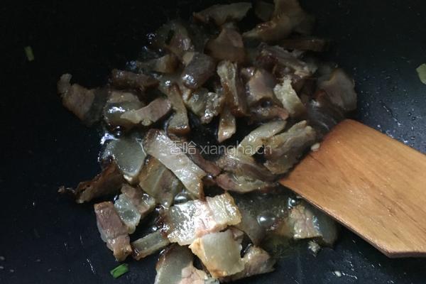 蒜苔炒腊肉的做法图解6