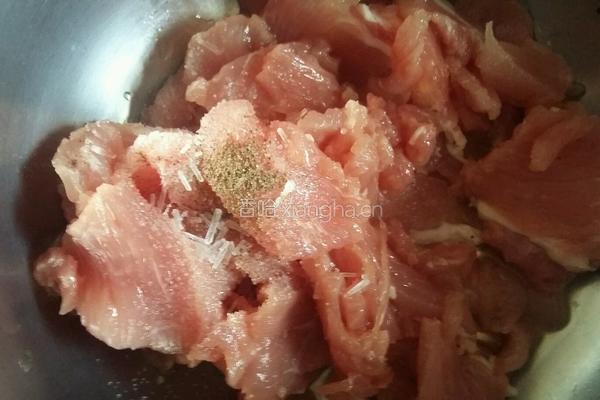 木耳炒肉片的做法图解3
