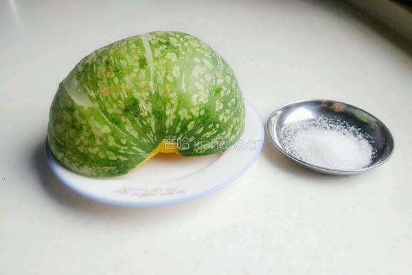 嫩南瓜汤的做法图解1