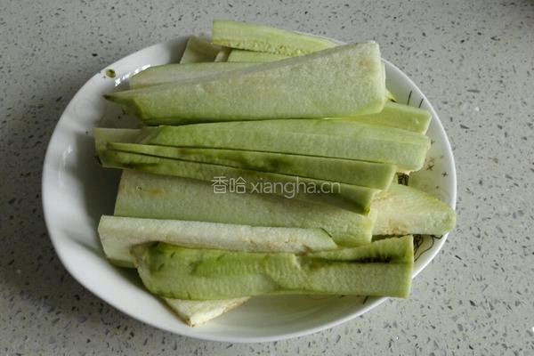 凉拌茄子的做法图解1