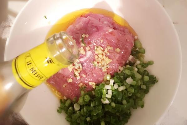 猪肉葱花馅饼的做法图解5