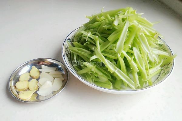 清炒空心菜梗的做法图解2