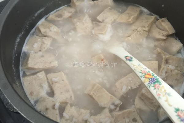 菱角排骨粥的做法图解9
