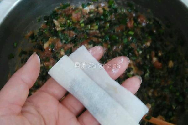 猪肉韭菜小馄炖的做法图解8