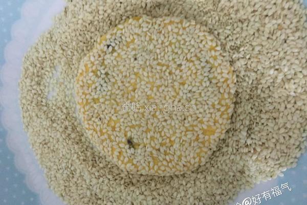 芝香豆沙馅南瓜饼的做法图解7