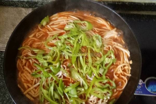 牛肉焖面的做法图解9