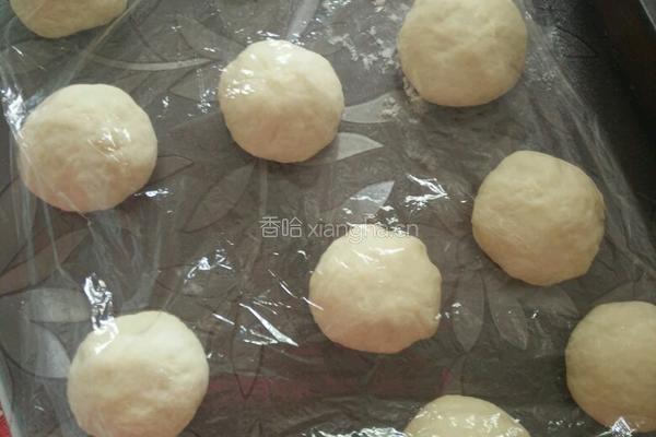 豆沙面包的做法图解8