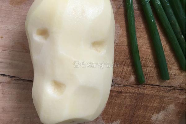 营养乌鸡炖土豆的做法图解4