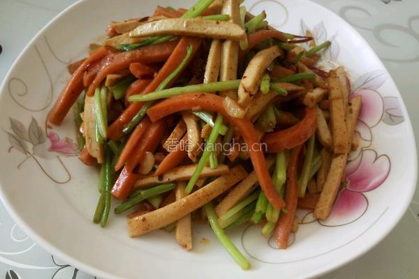 小芹豆干炒火腿的做法图解6