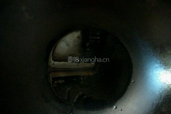 甜椒炒火腿肠的做法图解2