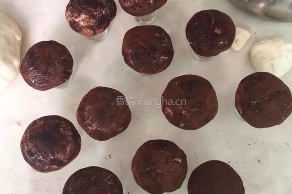 蘑菇包的做法图解4