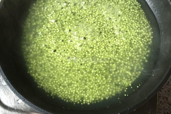水果红豆西米露的做法图解1