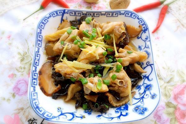 冬菇木耳蒸滑鸡的做法图解7