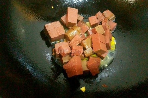 鸭血烧油豆腐的做法图解6