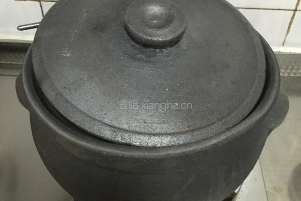 鱼腥草猪骨汤的做法图解5