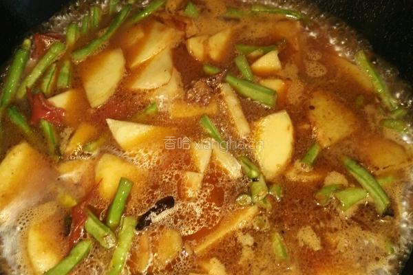 番茄豆角烧土豆的做法图解7