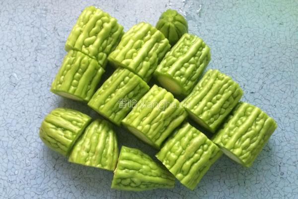 酿苦瓜的做法图解2