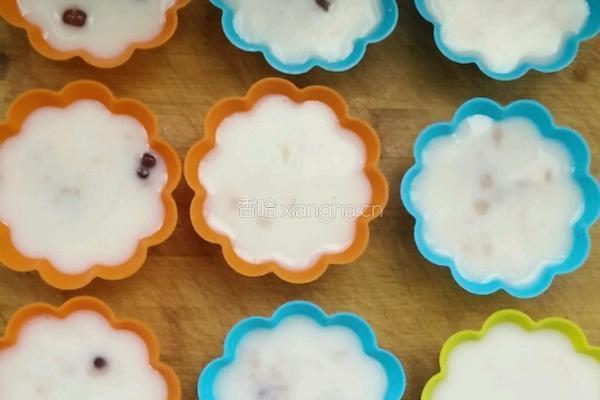 红豆椰奶布丁的做法图解4