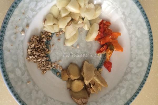 豉汁辣椒蒸凤爪。的做法图解10