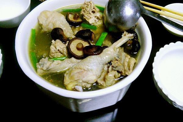 清炖土鸡汤的做法图解15