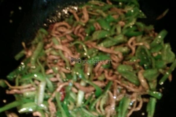 青椒炒肉丝的做法图解6