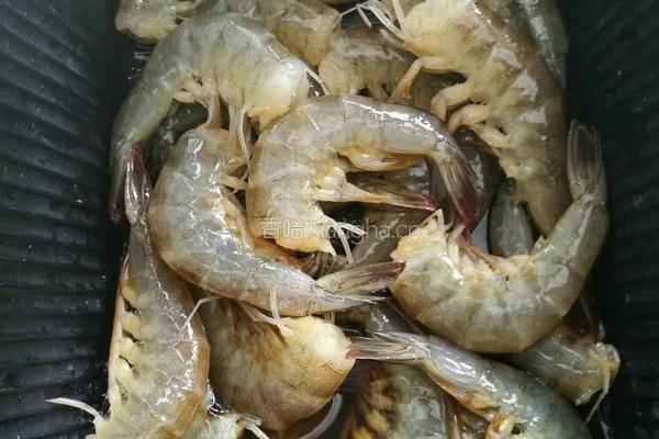 香辣串串虾的做法图解3