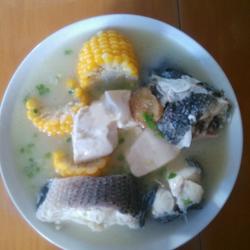黑鱼玉米豆腐汤的做法[图]
