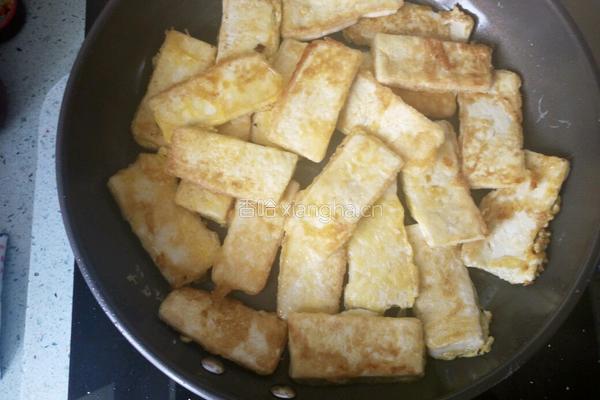 黄金香煎豆腐的做法图解5