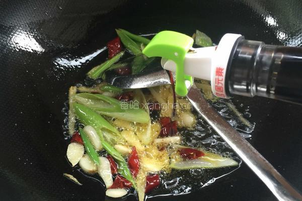 红烧鲫鱼的做法图解7
