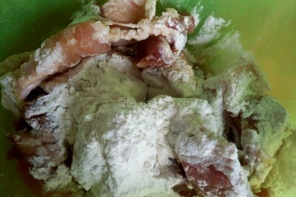 黄花菜炖滑肉的做法图解7