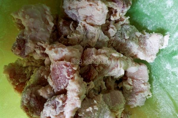 黄花菜炖滑肉的做法图解8
