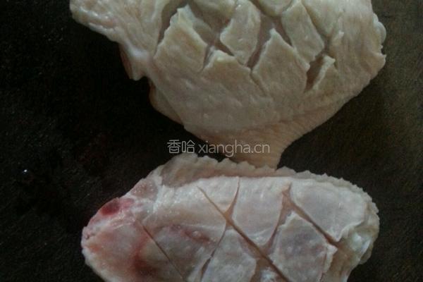 蜜汁烤翅的做法图解1