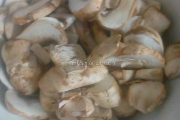 家庭版奶油蘑菇汤的做法图解1