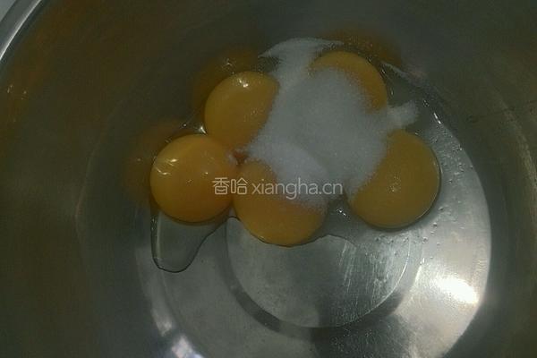 中空拉花戚风蛋糕的做法图解2