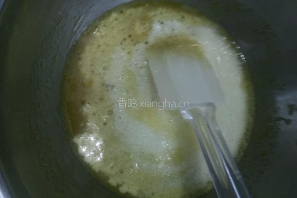 中空拉花戚风蛋糕的做法图解3