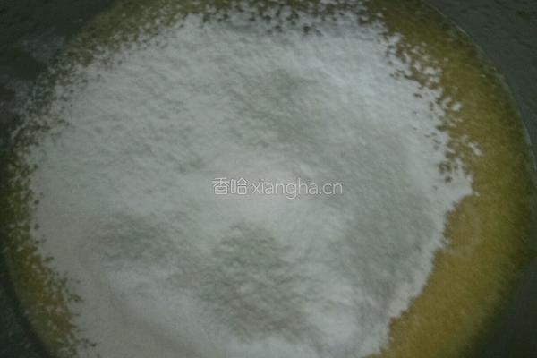 中空拉花戚风蛋糕的做法图解5