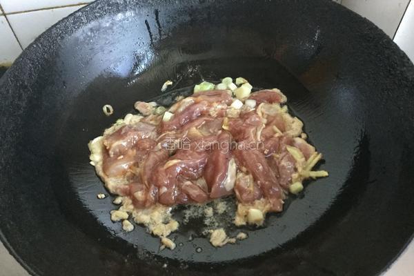 茭白辣炒肉丝的做法图解11