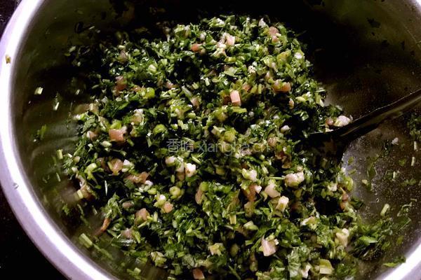 香菜肉饼的做法图解1