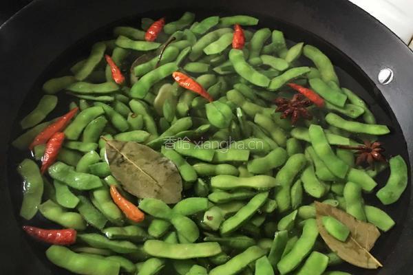 香辣水煮毛豆的做法图解4
