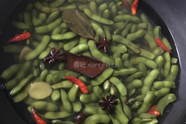 香辣水煮毛豆的做法图解5