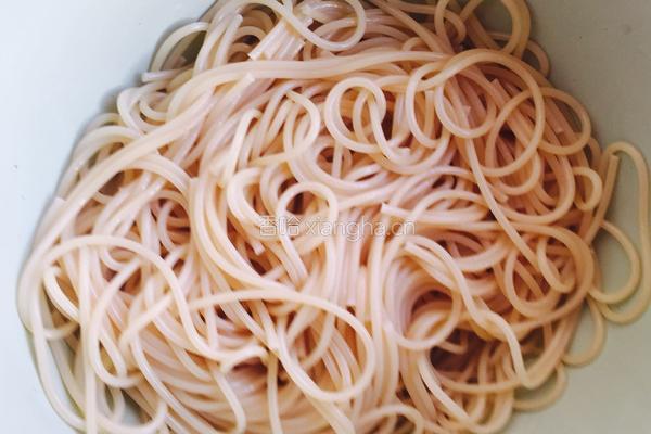 黑椒牛肉意面的做法图解8