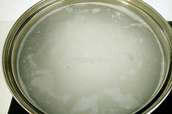萝卜香菇肉粥的做法图解4