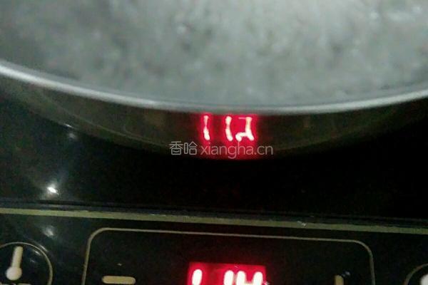 红红火火西米露的做法图解4