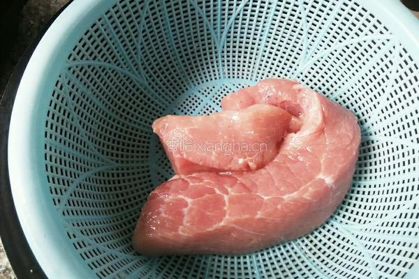 香辣水煮肉片的做法图解1