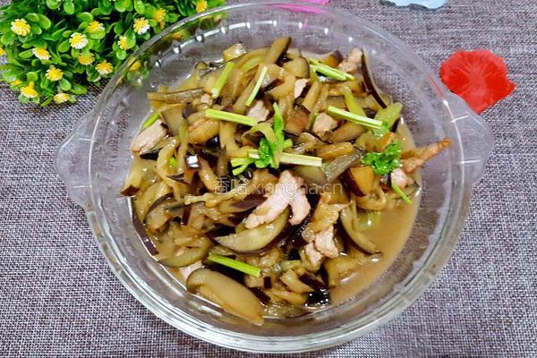 炒茄子丝的做法图解10