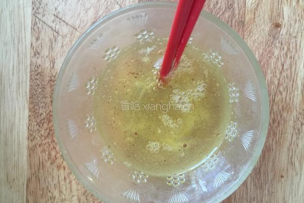 小熊煎蛋的做法图解2